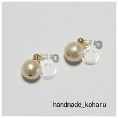 【08】コットンパールのシンプルイヤリング(ピアス)のサムネイル