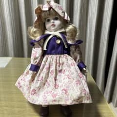 花柄ドレス 昭和 椅子掛けドール25センチ程度 - メルカリ