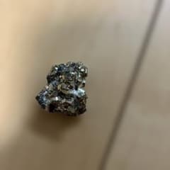 え*す様 黄鉄鉱 パイライト 原石 結晶のサムネイル