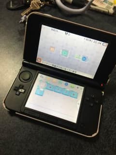 3DS LL  レッド 初期化済み 説明書ありのサムネイル