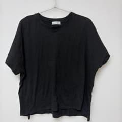 しまむら　黒Tシャツのサムネイル