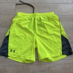 Under Armour アンダーアーマー ショーツ Lサイズ 蛍光イエローのサムネイル