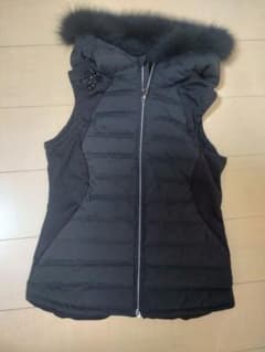 【美品】デサントゴルフ ダウンベスト Mサイズ 美品】デサントゴルフ ダウンベスト Mサイズ - メルカリ