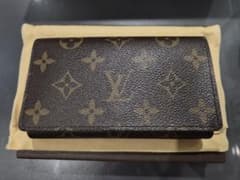 【極美品】LOUIS VUITTON　モノグラム　二つ折り財布のサムネイル
