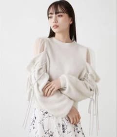 シースルーショルダーニットプルオーバー SNIDELのサムネイル