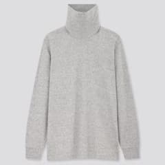 【土曜日に処分します】XL ソフトタッチタートルネックTシャツ　UNIQLOのサムネイル