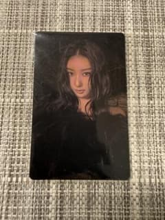 meovv BITE NOW トレカのサムネイル