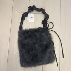 GRL グレー ファー ショルダーバッグ 新品のサムネイル