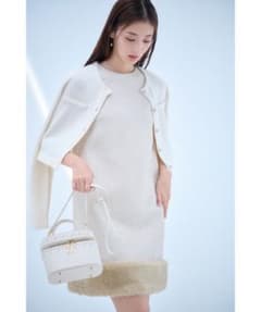 CELFORD セルフォード　WOOLビジュー釦カーディガン　ホワイトのサムネイル