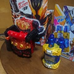 仮面ライダービルドdxクローズマグマナックル、dxジーニアスフルボトルセットのサムネイル