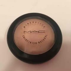 Mineralize skinfinish naturalのサムネイル