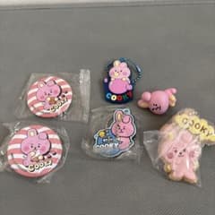 BTS BT21 COOKY 缶バッジ キーホルダー 6点セット - メルカリ