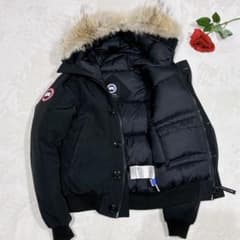 ほぼ未使用✨　カナダグース　ダウンジャケット　ブラック　L ほぼ未使用✨ カナダグース ボンバー ダウンジャケット ブラック M