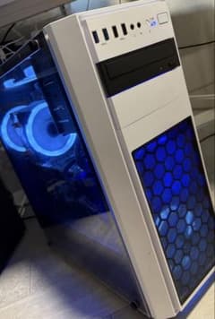 ゲーミングデスクトップPC 本体 ホワイト LEDファンのサムネイル