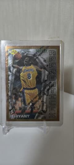 Kobe Bryant Topps Finest NBAカードのサムネイル
