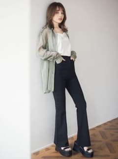 GRL ストレッチフレアパンツのサムネイル