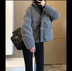 URGE:千鳥柄ショートダウンジャケット プリマゼル - メルカリ