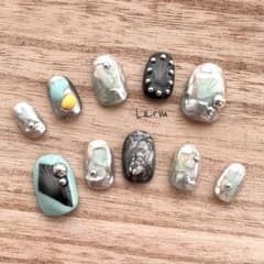 【現品】ミラー　アシンメトリ個性派ネイル / 0-3-2-4-7/ 即購入OKのサムネイル
