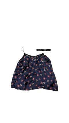 Bershka 花柄 キャミソール ネイビーのサムネイル