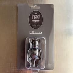 非売品新品！MEDICOM TOY TOKYO BE@RBRICK 100%のサムネイル