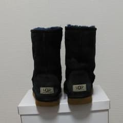 UGG ムートンブーツネイビーのサムネイル