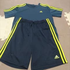 【中古　上下】アディダス　半袖シャツ＆ハーフパンツ　160