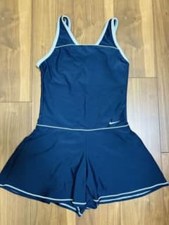 ⭐︎NIKE⭐︎ワンピース水着 キュロット　ネイビー×ライトブルー　170(XL)のサムネイル