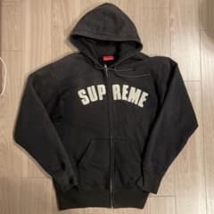 supreme 完売品　王道デザイン　センターロゴ　極厚　ジップパーカーのサムネイル