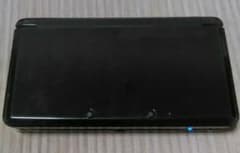 ニンテンドー3DS 　黒　＋　ソフト１本（モンスターハンター４）のサムネイル