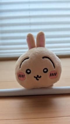 ちいかわ うさぎ マスコットぬいぐるみのサムネイル