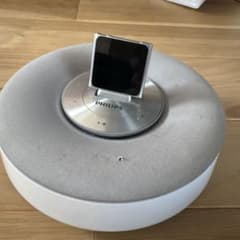 Apple iPod nano 6th generation with PHILIPS speaker