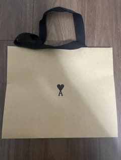 ami paris ショップ袋のサムネイル