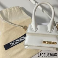 JACQUEMUS le Chiquitoバッグ 付属品ありのサムネイル