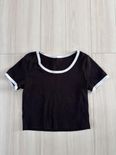 リブ編み黒クロップドTシャツのサムネイル