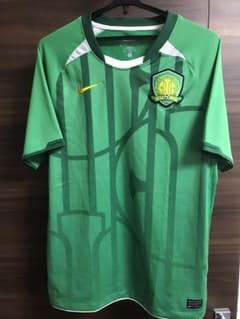 【レア商品】中国グアンFC ナイキユニフォームのサムネイル