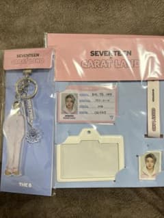 SEVENTEEN 2023ケレン THE8 ミンハオ　IDケース&アクキーのサムネイル