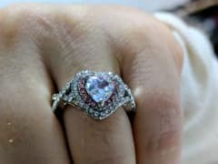 エレガントなハート型リング エレガントなハート型リング - メルカリ