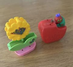 はらぺこあおむし 花とリンゴの玩具２点セット　ハッピーセット　マクドナルドのサムネイル