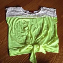 前結び半袖Tシャツトップスのサムネイル