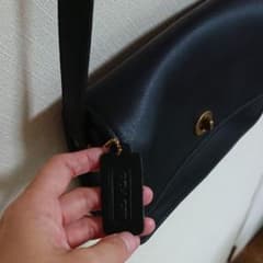 ショルダーバッグのサムネイル