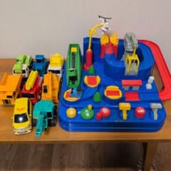 N様用　トーマス　建設車両 ドライブタウン 8台セットのサムネイル