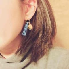 新作ハンドメイド＊タッセルイヤリングのサムネイル