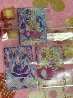 プリキュアキラキラカードグミ キミとアイドルプリキュア レア付き 3点セットのサムネイル