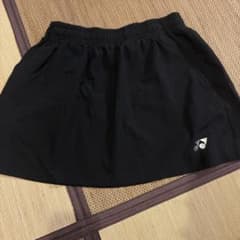 YONEX ユニフォーム　スコート　Mのサムネイル