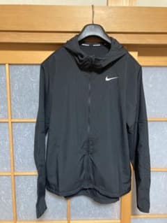 ナイキ　ウィンドブレーカー　Lサイズ　上下　セットアップのサムネイル