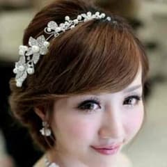 ヘアアクセサリーのサムネイル