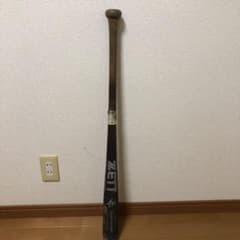 BFJ木製バットのサムネイル
