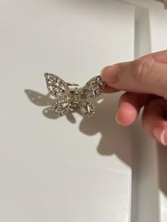 バタフライモチーフ ラインストーン ヘアクリップのサムネイル