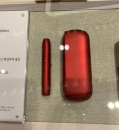 IQOS3 アイコス3  韓国　空港限定　レッド　最後の1台です。のサムネイル