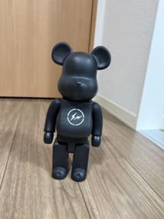 BE@RBRICK THE CONVENI 400% ブラックのサムネイル